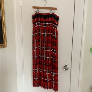 Vintage red plaid Bill Blass Women's Skirt with beading